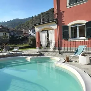 https://villa-pignoe.hotelitalianriviera.com
